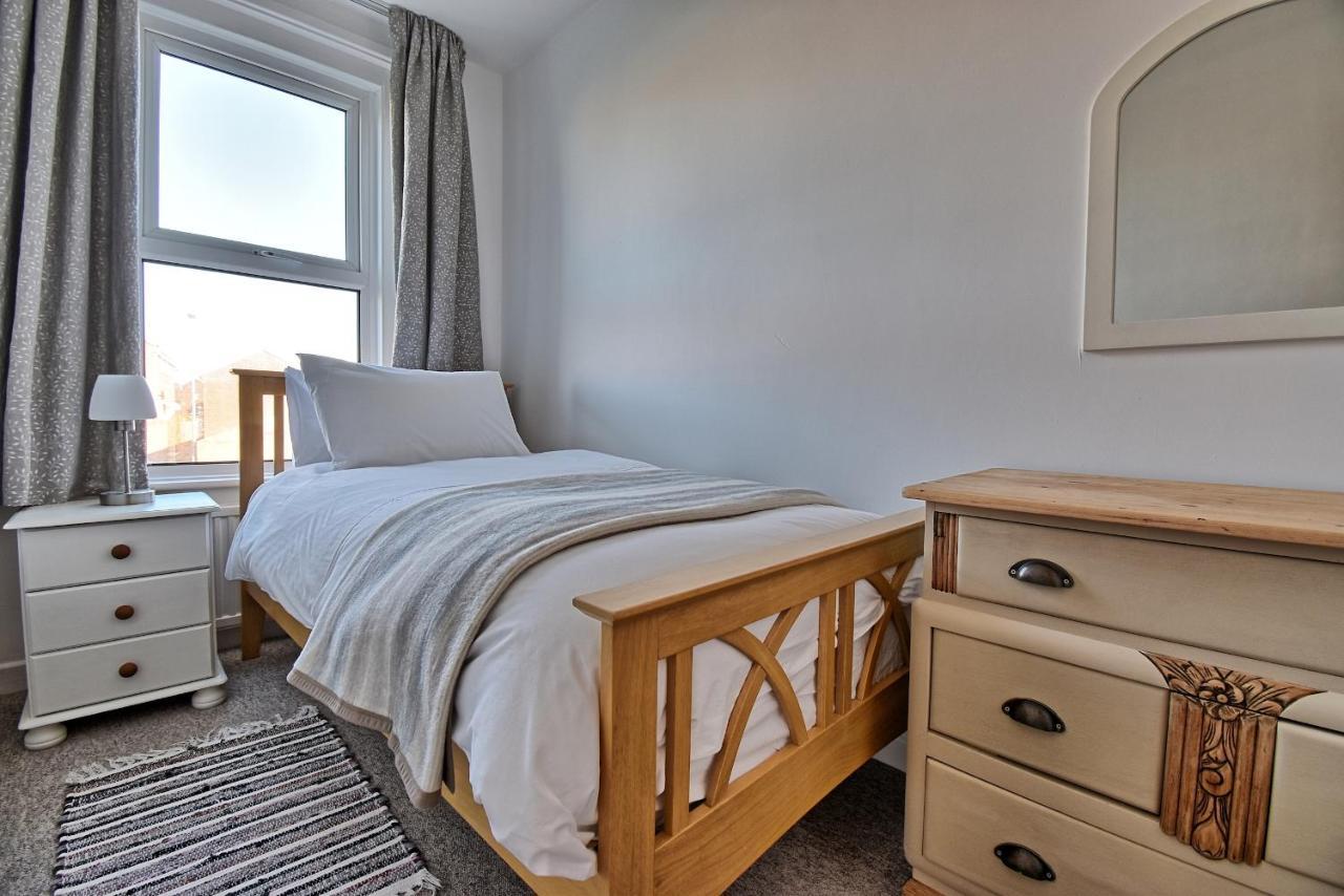 Spindrift - Views Of Chesil Beach Dog Friendly Уеймут Екстериор снимка