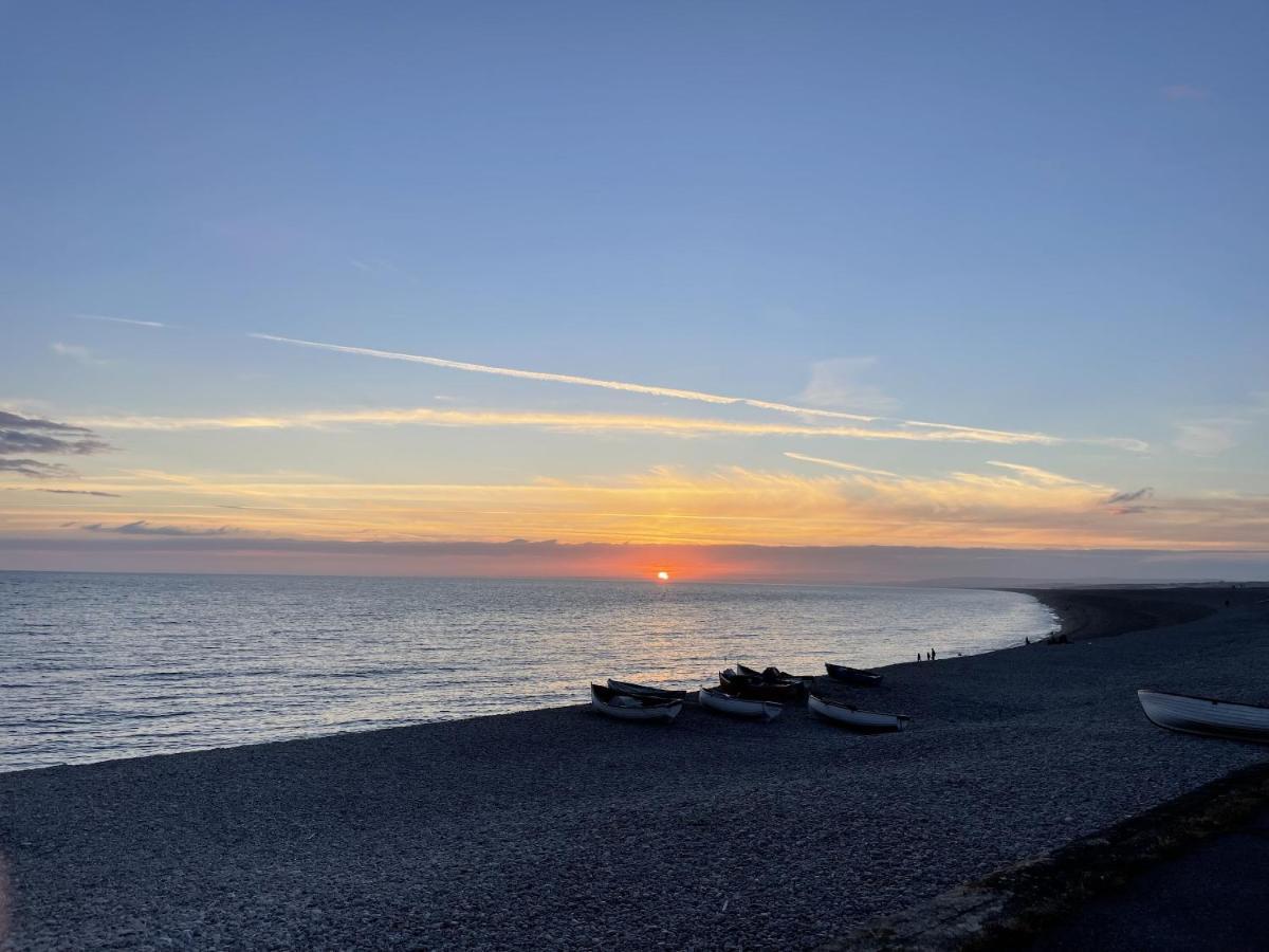 Spindrift - Views Of Chesil Beach Dog Friendly Уеймут Екстериор снимка